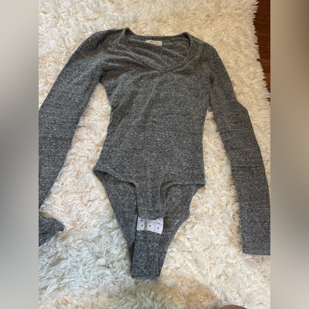 Madewell Heather Gray Long Sleeve Bodysuit - Picture 4 of 7